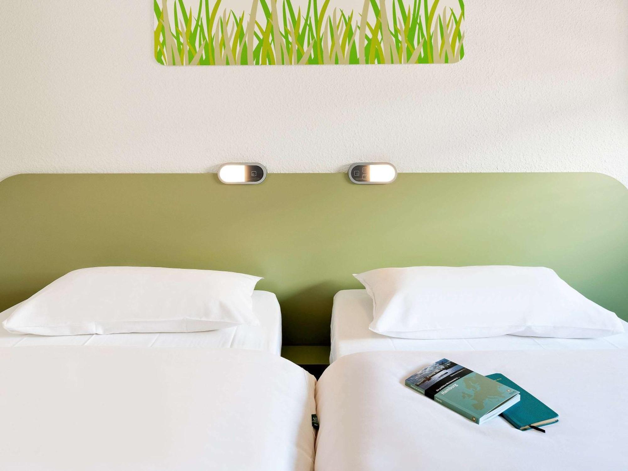 Ibis Budget Valenciennes Petite Forêt Eksteriør billede