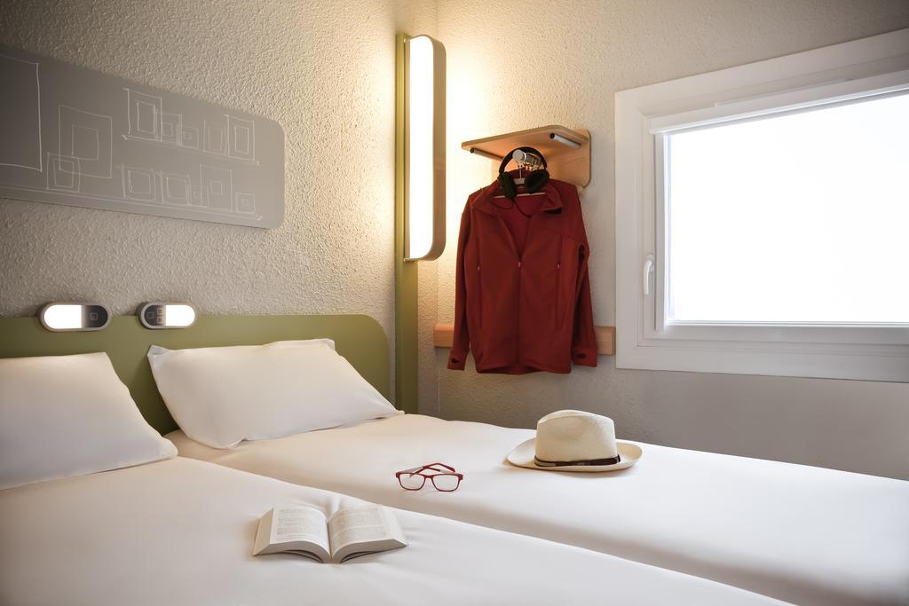 Ibis Budget Valenciennes Petite Forêt Eksteriør billede